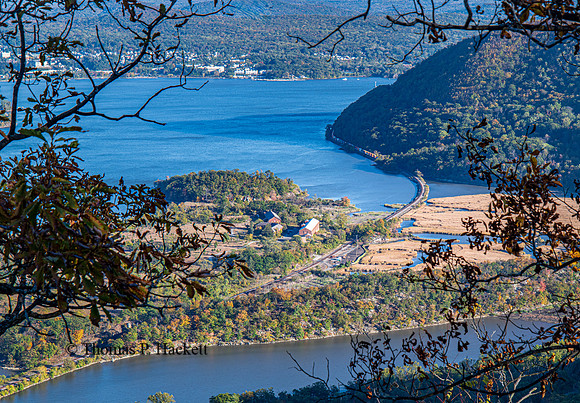 CSX from Bear Mountain